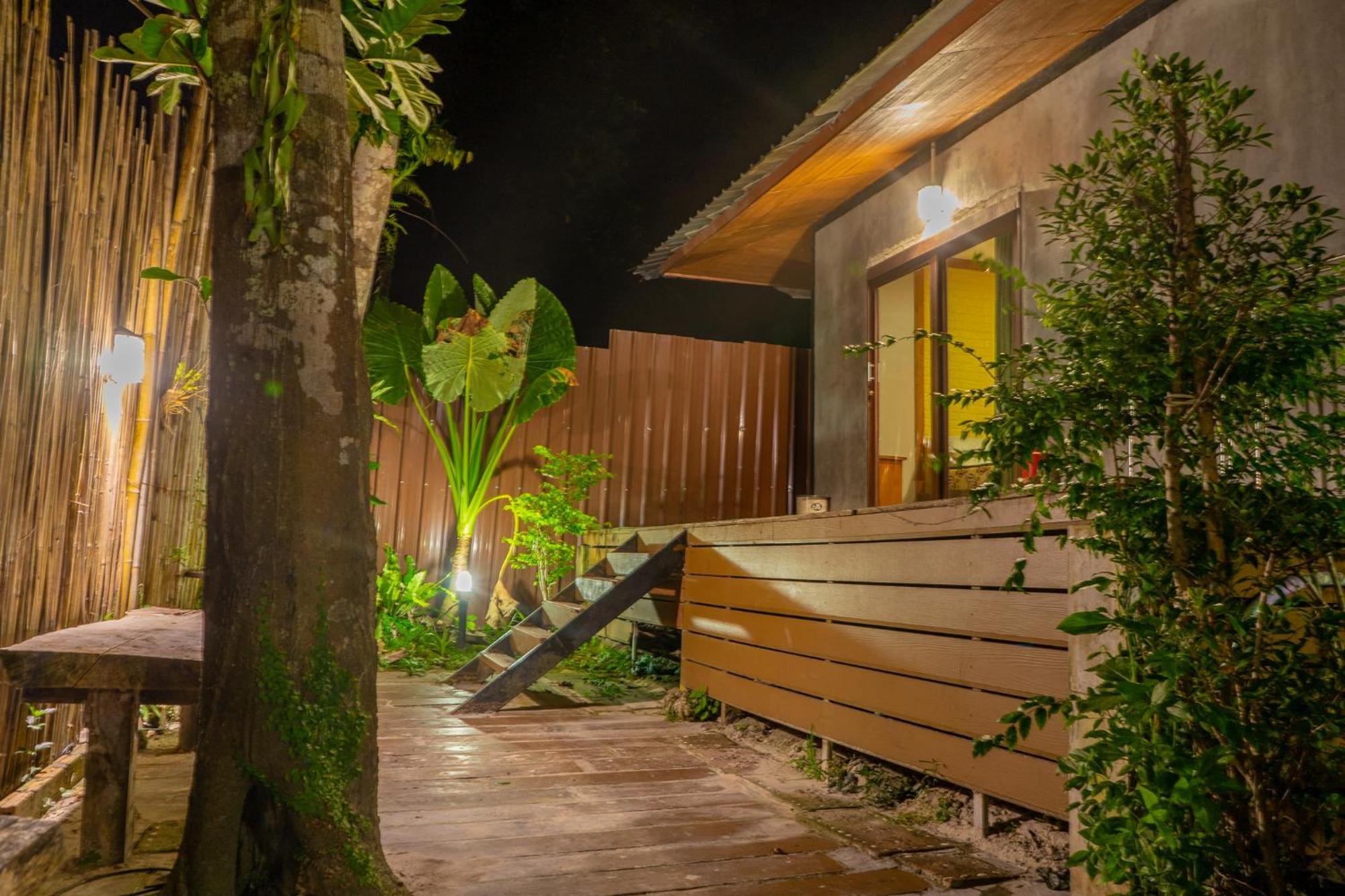 Good Mood Resort Koh Lipe Exteriör bild