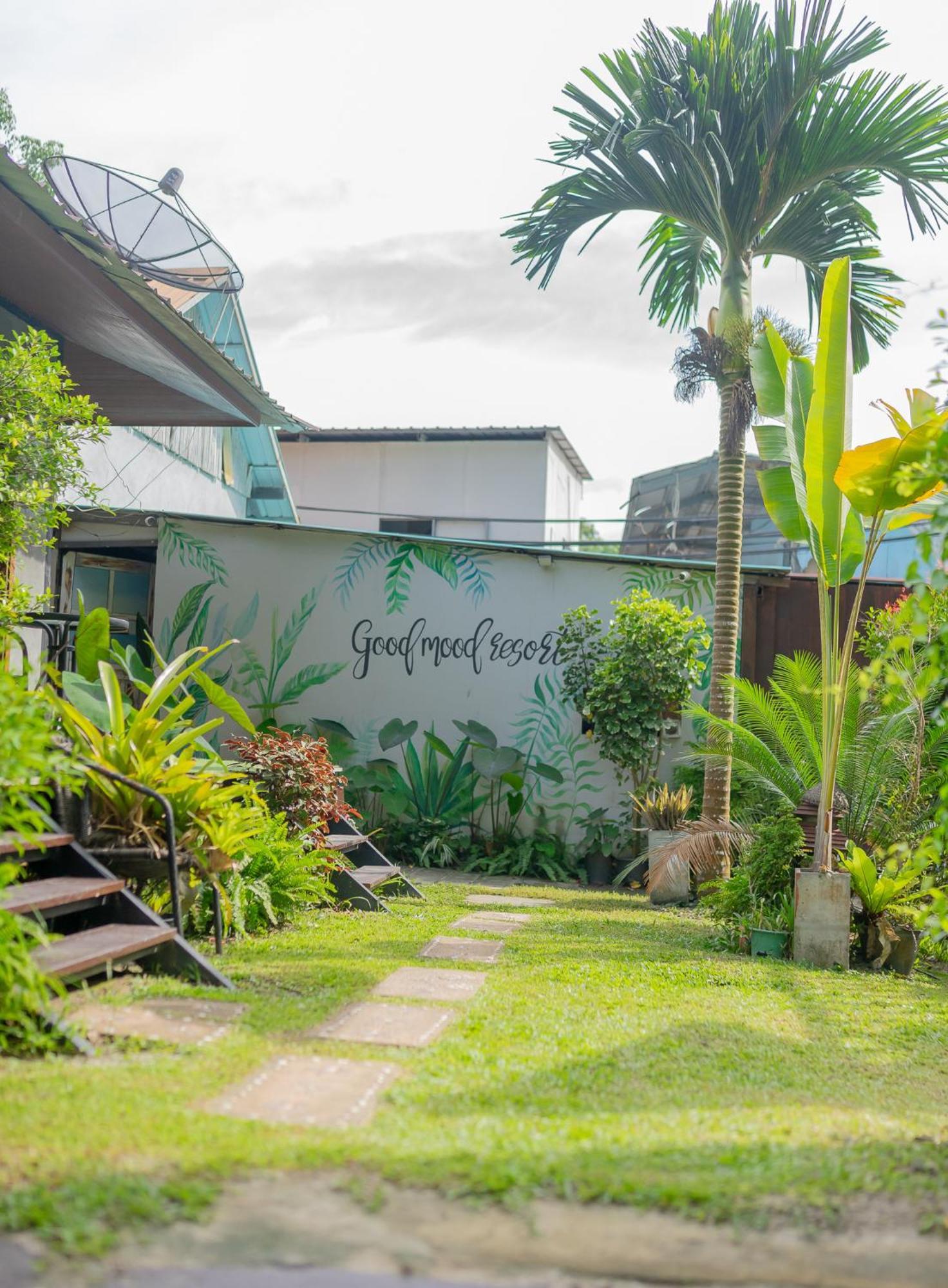 Good Mood Resort Koh Lipe Exteriör bild